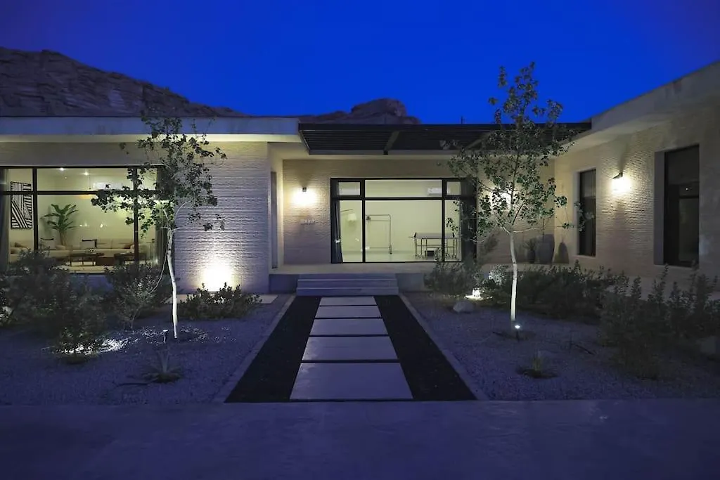 Luxury Desert Farm Private Pool Apartment Riyadh